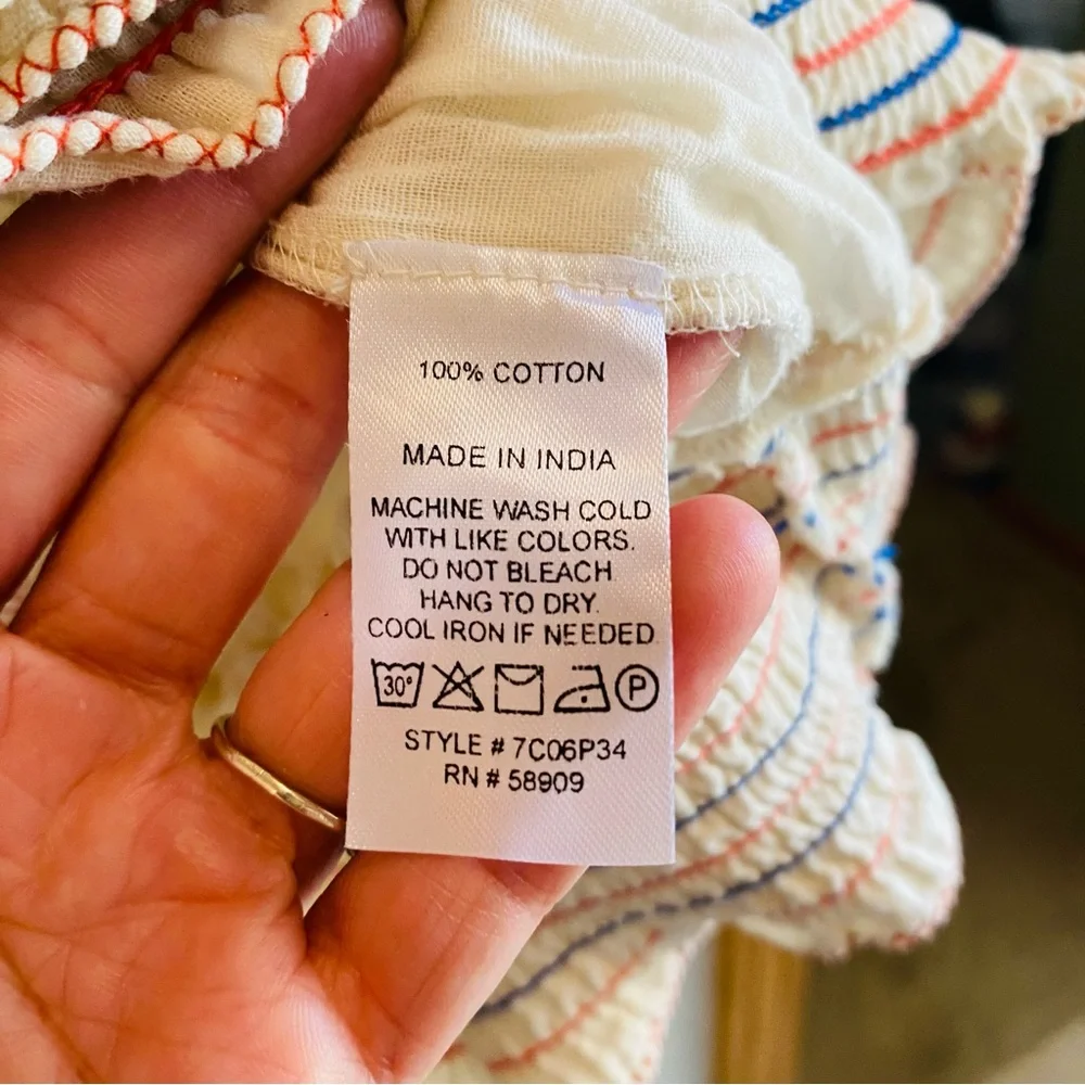 Chelsea & Violet Floral Bohemian Smocked Embroidered Cropped Blouse Tassels Sz S - Picture 9 of 9